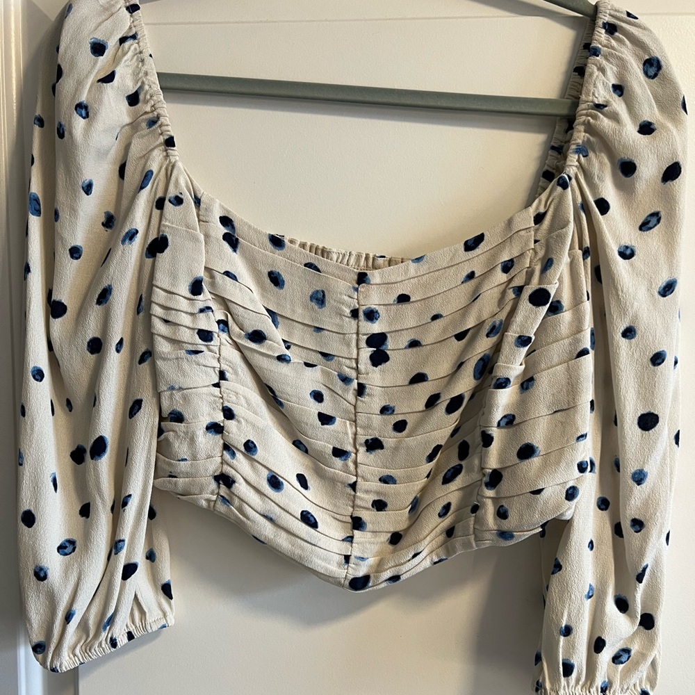 COPY - Aritzia Wilfred crop top